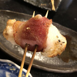 やきとり まつかさ - 餅がパリッと焼けてとろ〜んとのびて激ウマ〜