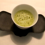 Installation Table ENSO L'asymetrie du calme - ヨモギスープ