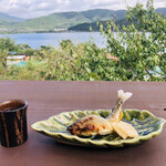 徳山鮓 - 余呉湖をバックに❤️