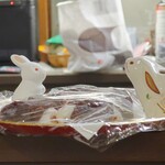 桶家乃隠居 - 兎と月見団子