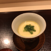 御料理 辻 - 昼のお品書き９６８０円。すっぽんの茶碗蒸し。すっぽんの身が入った茶碗蒸しです。滑らかな優しい味わいです（╹◡╹）
