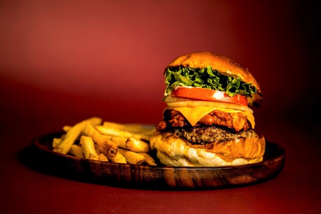 Eight Burger S Tokyo 下北沢 ハンバーガー ネット予約可 食べログ