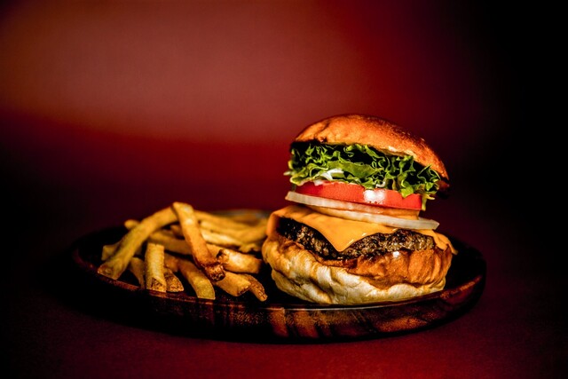Eight Burger S Tokyo 下北沢 ハンバーガー ネット予約可 食べログ