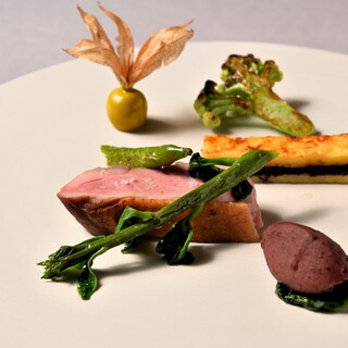 七谷鴨のロティとそのレバーペーストのパンペルデュ