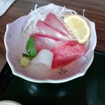 活魚小松 - プリっとしたハマチと鯛とイカ