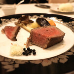 神戸牛炉釜炭焼ステーキ銀座一宮 - 旨みたっぷり