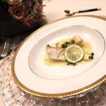 神戸牛炉釜炭焼ステーキ銀座一宮 - ソースだけでパンがいただけます