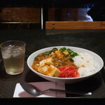 然 - 島ラー油のスタミナマーボー豆腐丼