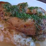 ビーボ デイリースタンド - 「うさぎもも肉の白ワイン煮込み」：優しい甘みに溢れたソースと共に含めば、淡いグラデーション♪