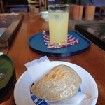 Denshouen - 焼餅とリンゴジュース