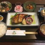 四季のおもてなし 兼八 - 