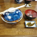 田代 - うな丼（上）