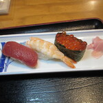 Mampuku Roguisami - 寿司