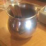 久兵衛屋 - 灰汁取り