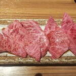 Sumibiyakiniku Ichizen - 