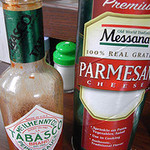 ジャポネ - タバスコと粉チーズ