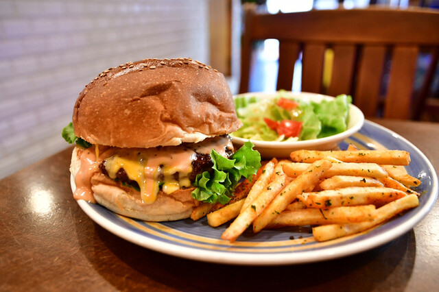 Indigo インディゴ 外苑前 ハンバーガー 食べログ Indigo インディゴ 外苑前 ハンバーガー 食べログ