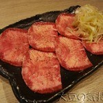 焼肉 神戸屋 - 和牛特上タン塩(￥1，500)
