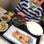 食事処 魚屋の台所 - さて、いただきますか