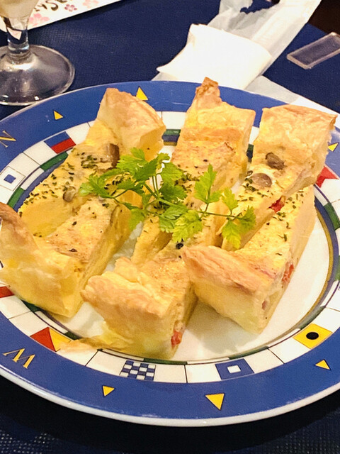 Marine-J 80’s CAFE photo 3