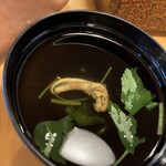 うな明 - 肝吸いはいつ見ても怖い