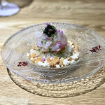 小菜中華 hiro - 鯛、雲丹、キャビア、シャインマスカットのサラダ