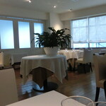 ミッシェル ナカジマ - 店内