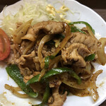 居喰処 光 - 2020/10/02
      日替り 豚生姜焼定食 500円
      小鉢 釜揚げシラスとイクラ
      ✳︎マグロ赤身 サービス