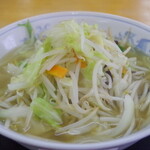 野菜たっぷりタンメンの店大久保 - タンメン