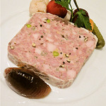 レザンファン ギャテ - 長期熟成をかけた定番の田舎風テリーヌ～レザンファン ギャテのスペシャリテ～