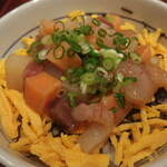 Nakau - 海鮮丼