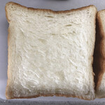 ガトー・プーリア - 断面図