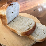 JiJi - プレーン食パン（ハーフ）