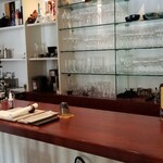 日本料理 TOBIUME - お一人様はバー・カウンターで頂きます。