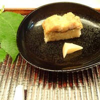 緒方 - ①鱧の押し寿司