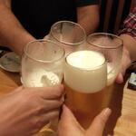 生ビールでカンパーイ