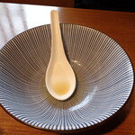 寿製麺 よしかわ - ミセスも完食