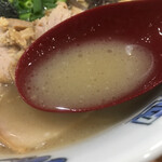 Sairai Ken - トロリとした豚骨スープ