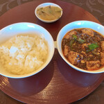 スーツァンレストラン 陳 - 