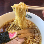 どんぐり - ラーメンの麺リフト