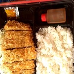 とんかつ 田なか屋 - ロースかつ弁当1000円(キャンペーン価格は800円)