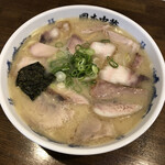 徳島ラーメン ふじい - 岡本中華の肉入り(参考画像)