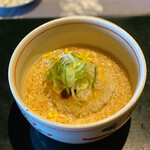 文化屋 - 里芋と鶏そぼろの餡掛けご飯。これご飯がおこげでめちゃくちゃ美味しかった！餡はお出しを感じる、ん〜んまっ♡ってなるやつで、濃くなくてしめにもってこいです！