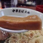 鴨と鶏 中華そば  大林 - 柔かいが食感の良い太いメンマ(2020年8月)