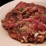 焼肉レストラン 松の実 - カルビ