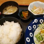 酒房　三日月食堂 - 日替定食