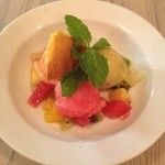 三輪亭 - ⑨チョイス１　キウイ・ブラッドオレンジ・ピンクグレープフルーツのシャーベット