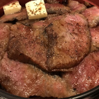 赤坂 津つ井 総本店 - 柔らかいビフテキから旨味と脂が溢れてきます！！