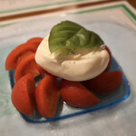 ア フェネステッラ - 