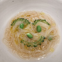 ラ・ボンヌターブル - 